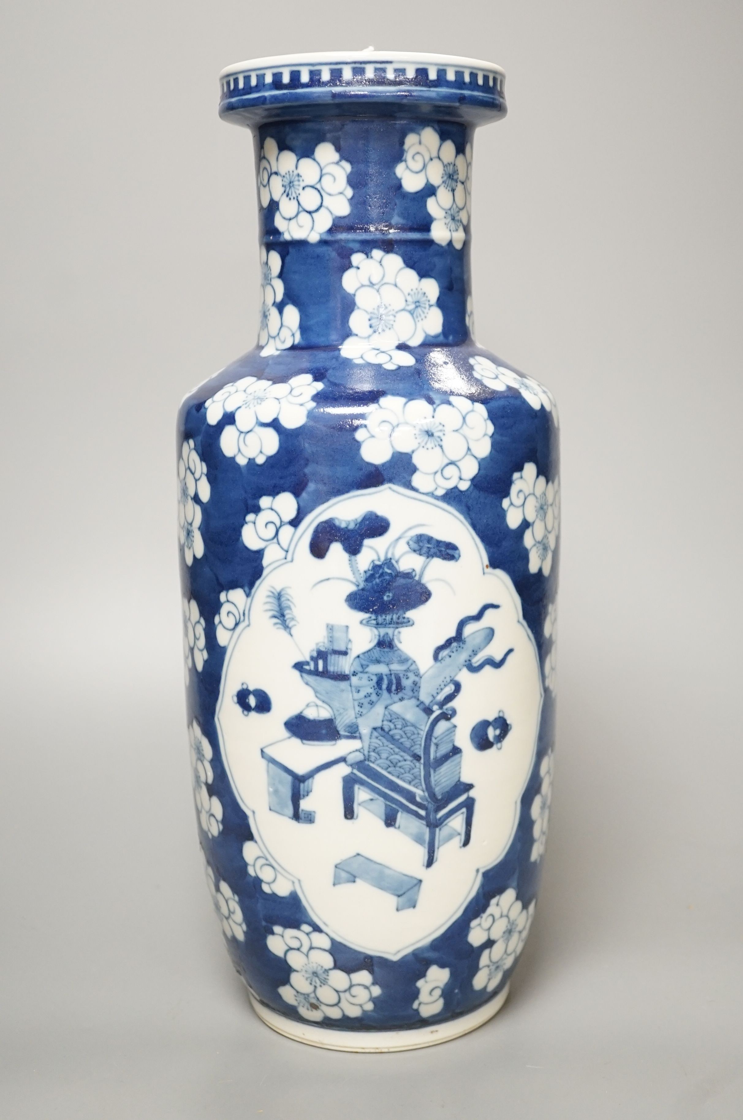 A Chinese blue and white rouleau vase, height 36.5cm